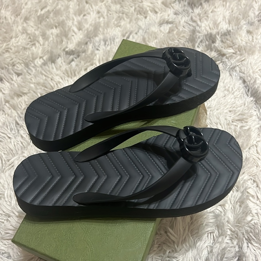 Black Platform Gucci Flip-Flops
